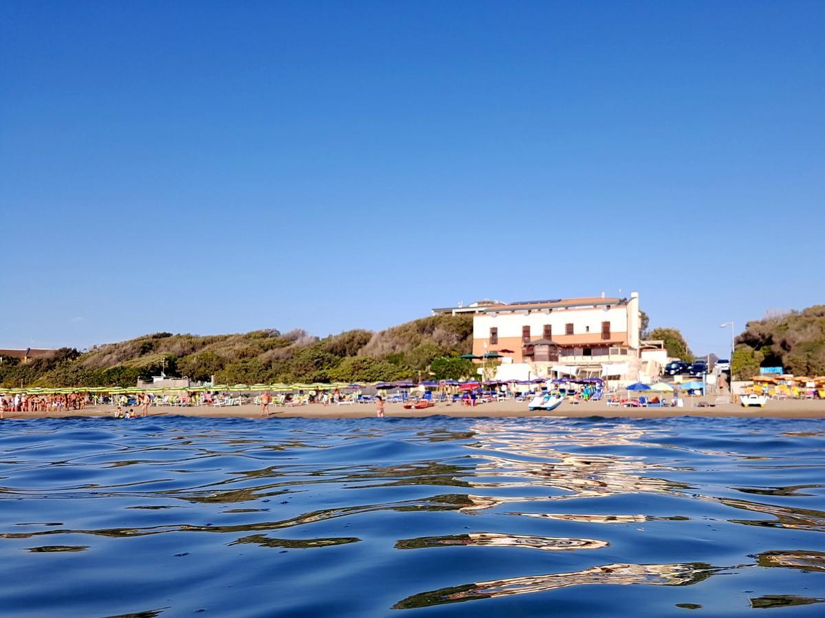 Hotel Villa Tramonto Direttamente Sul Mare San Vincenzo Zewnętrze zdjęcie