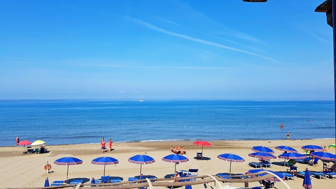Hotel Villa Tramonto Direttamente Sul Mare San Vincenzo Zewnętrze zdjęcie
